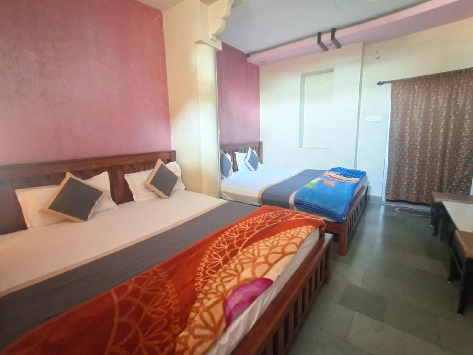 Hotel Om Pushkar Eksteriør bilde