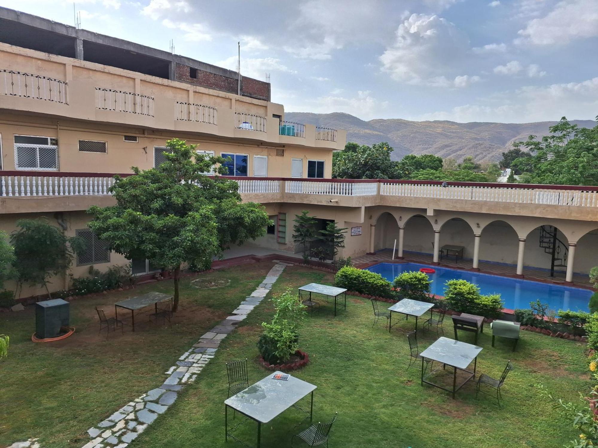 Hotel Om Pushkar Eksteriør bilde